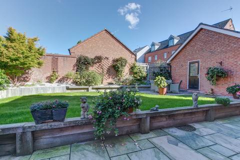 9 Joseph Perkins Close, Astwood Bank, Redditch, B96 6EQ