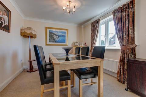 9 Joseph Perkins Close, Astwood Bank, Redditch, B96 6EQ
