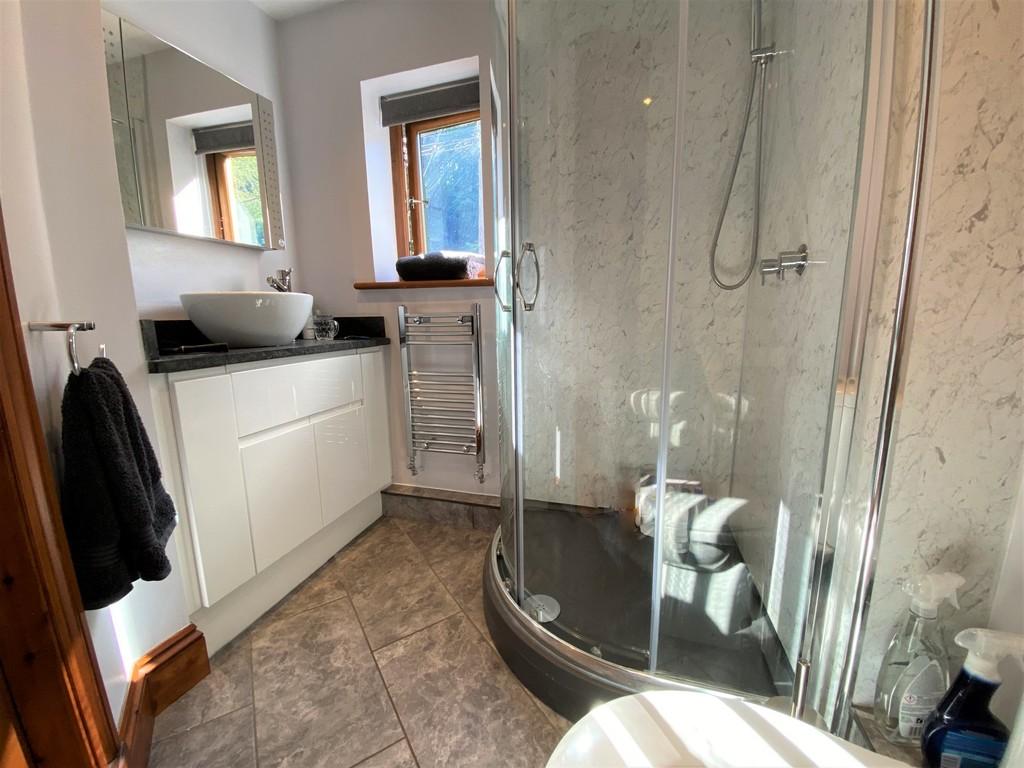 En suite shower room