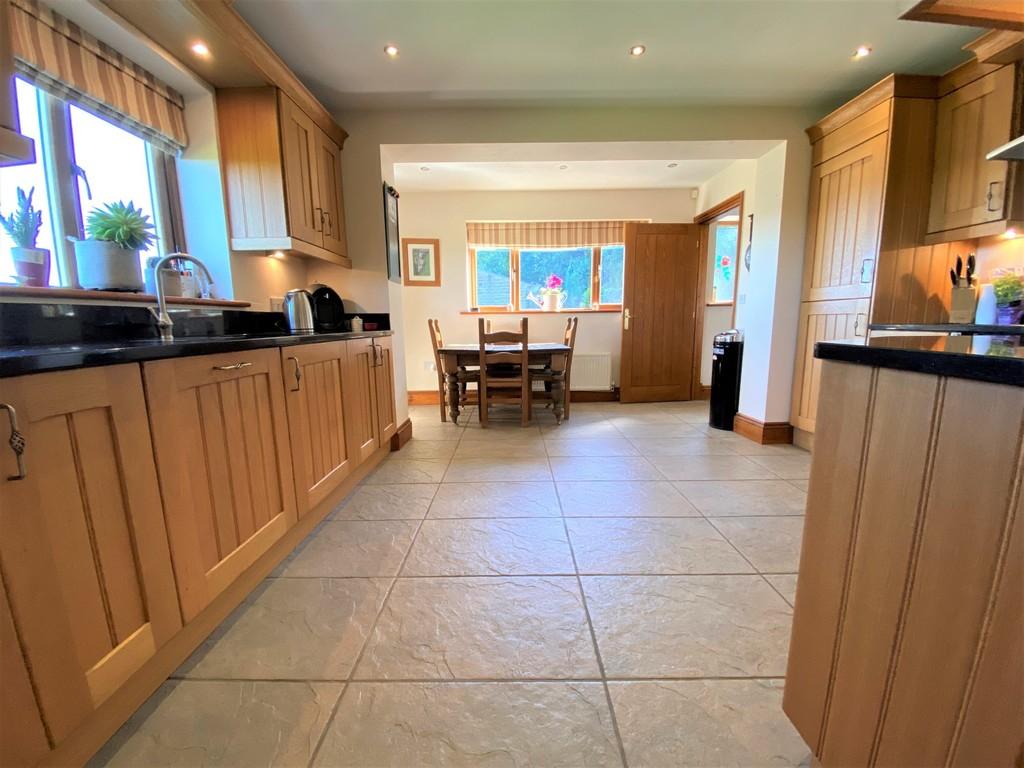 Kitchen dining room