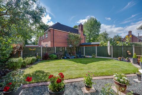 20 Bradmore Close, Solihull, B91 3ZB