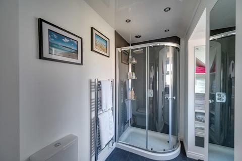 20 Bradmore Close, Solihull, B91 3ZB