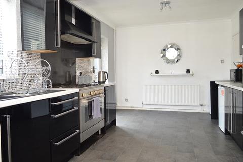 31 Lime Green Road, Oldham, OL8 3PE
