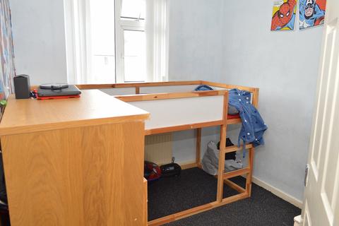 31 Lime Green Road, Oldham, OL8 3PE