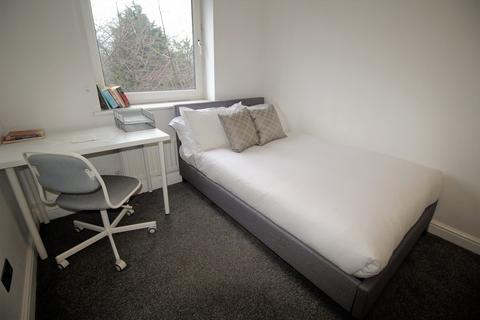 3 bedroom flat to rent, Flat 63, 205 Clarendon Road, Leeds, LS2 9DU