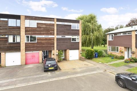 7 Beaumont Square, Cranleigh, GU6 7HD