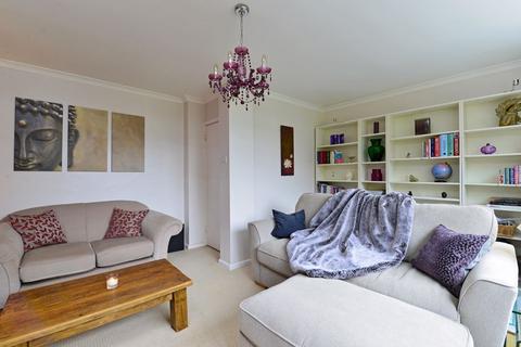 7 Beaumont Square, Cranleigh, GU6 7HD