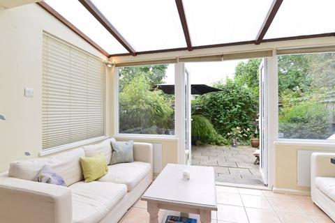 7 Beaumont Square, Cranleigh, GU6 7HD