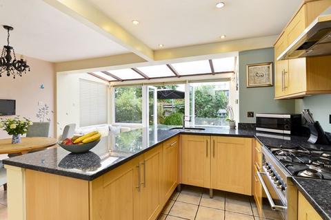 7 Beaumont Square, Cranleigh, GU6 7HD