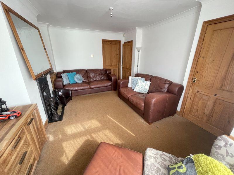 Parkeston Crescent, Kingstanding... 2 bed terraced house £155,000