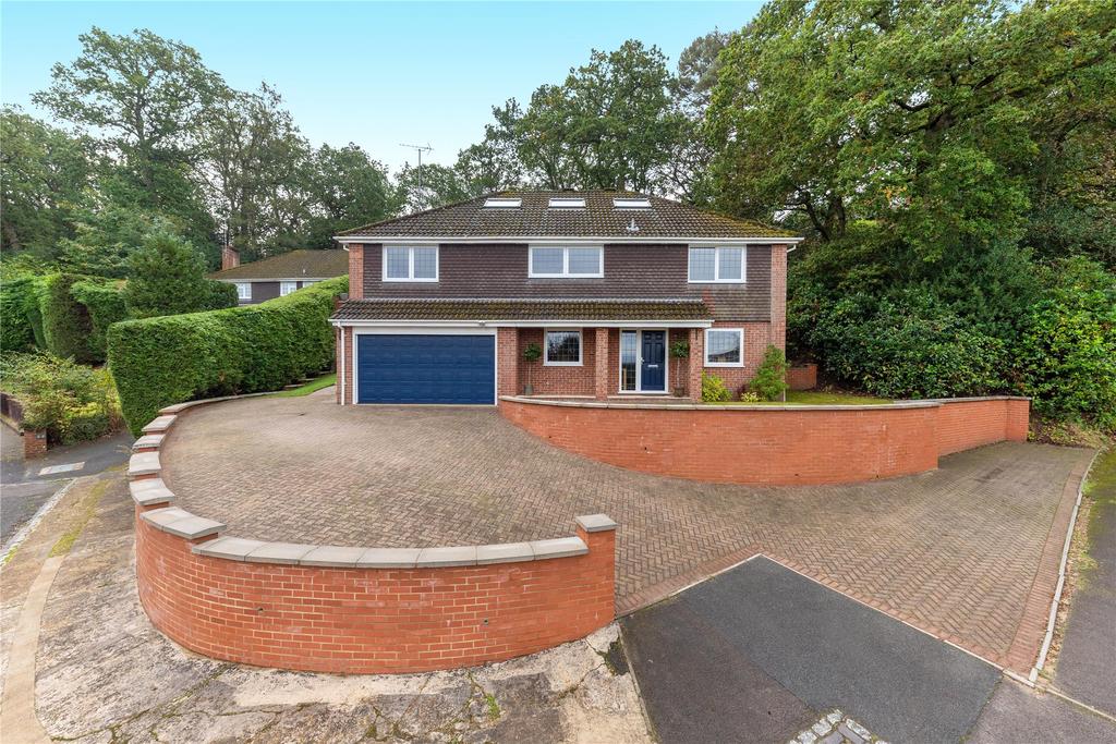 Mountbatten Rise, Little Sandhurst... 4 bed detached house £900,000