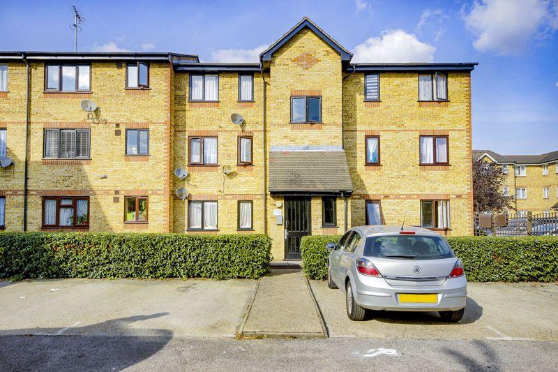 Milestone Close, Edmonton, N9 2 bed apartment £265,000