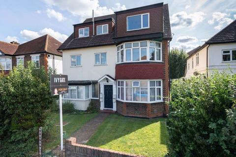 Flat 1, 31 Camden Road, Sutton, SM1 2SH