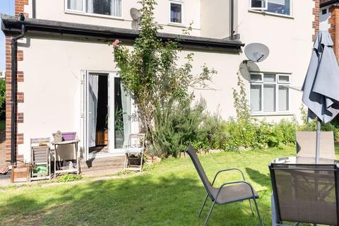 Flat 1, 31 Camden Road, Sutton, SM1 2SH