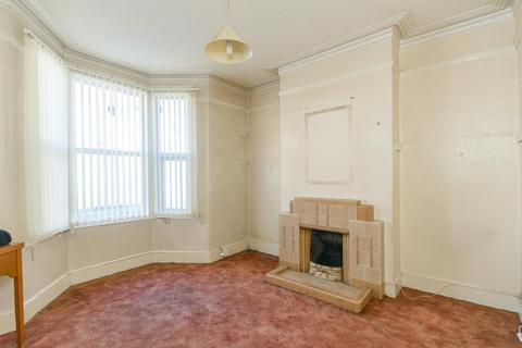 18 Barratt Street, Bristol, BS5 6DF