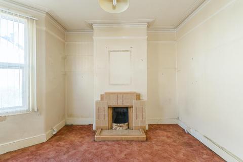 18 Barratt Street, Bristol, BS5 6DF