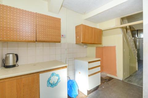 18 Barratt Street, Bristol, BS5 6DF