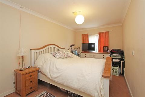 1 bedroom retirement property for sale - Heather Court, Stockbridge Road, Chichester