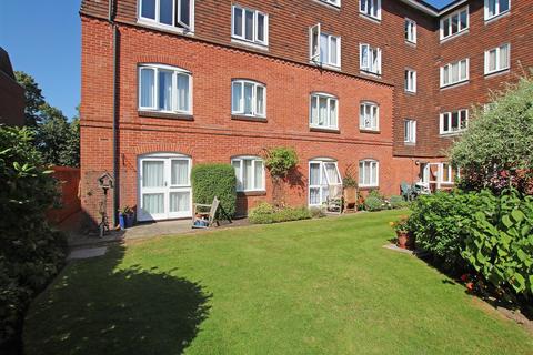 1 bedroom retirement property for sale - Heather Court, Stockbridge Road, Chichester