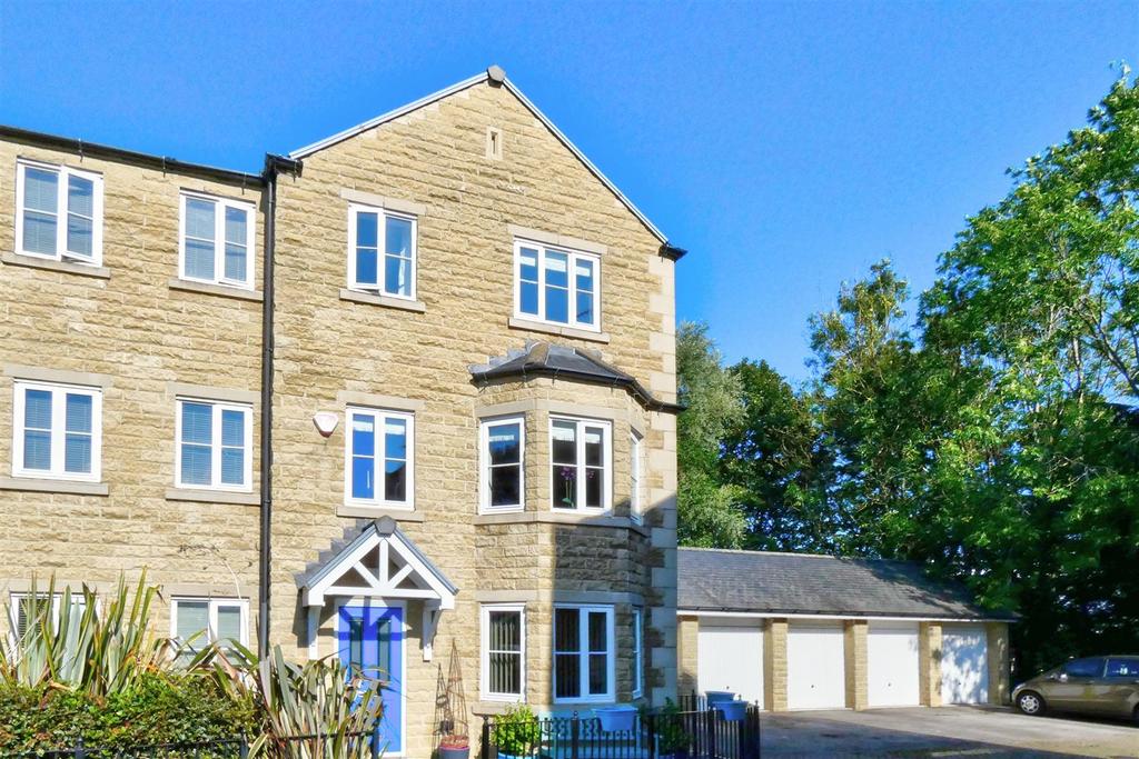Southgate Mews, Morpeth 4 bed end of terrace house £325,000