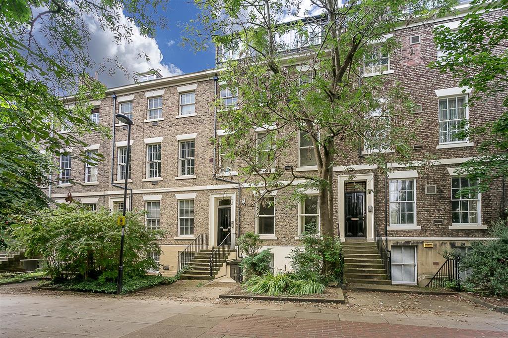 Victoria Square, Newcastle upon Tyne 1 bed flat £145,000