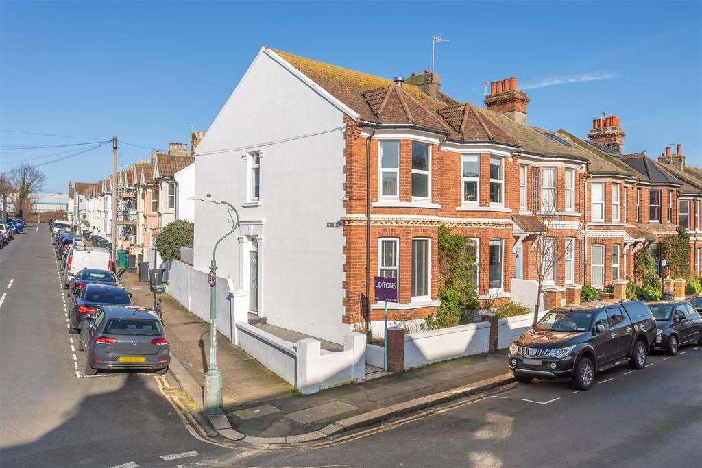 Stoneham Road, Hove 4 bed end of terrace house £725,000
