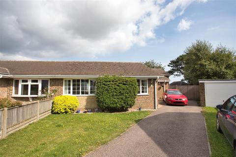 44 Newlands, Whitfield, Dover, CT16 3NB