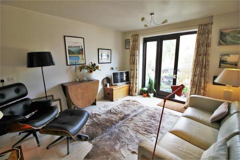 2 bedroom retirement property for sale - The Cloisters, Priory Carehome, Greenway Lane, Chippenham
