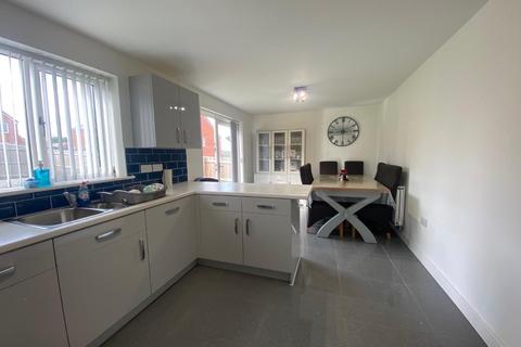 23 Shaw Close, Northampton, NN2 8FX