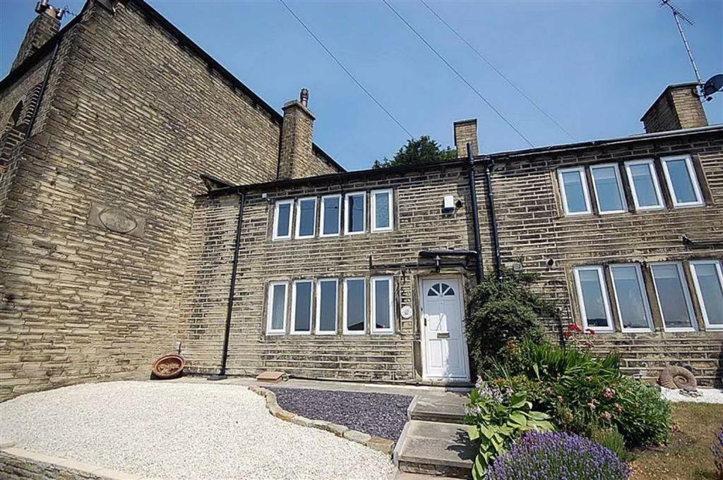 Lascelles Hall Road, Lascelles Hall... 2 bed cottage £179,950