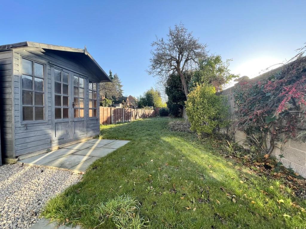 Elmbridge Road, Gloucester 3 bed detached house £375,000