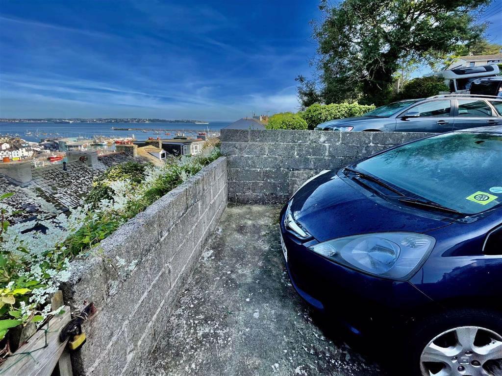 Temperance Place, Harbour Area, Brixham, TQ5 3 bed terraced house £