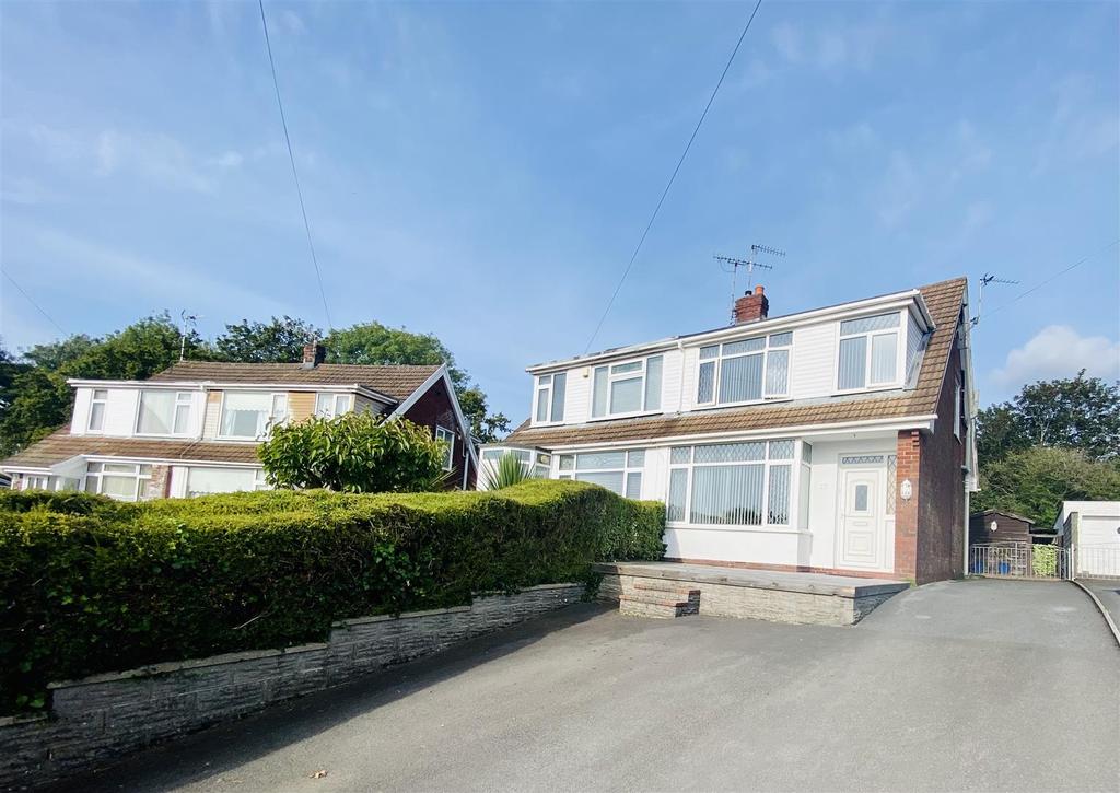 Ridgeway, Killay, Swansea 3 bed semidetached house £219,950