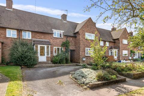 81 Abbots Walk, Wye, Ashford, TN25 5ES