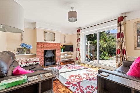 81 Abbots Walk, Wye, Ashford, TN25 5ES
