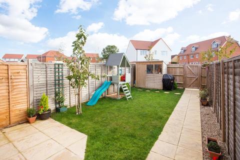 126 Central Boulevard, Aylesham, Canterbury, CT3 3GT