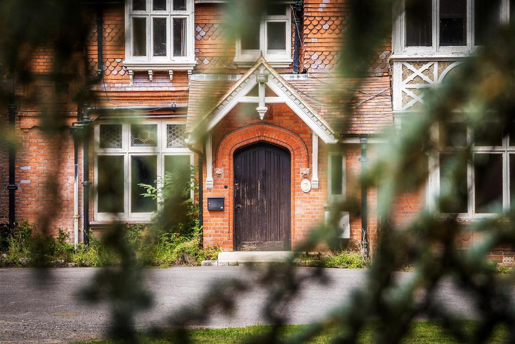 House. partnership Bagshot
