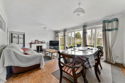 4 bedroom bungalow for sale - The Bungalow Beaulieu Close,  Mitcham, CR4