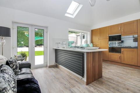 37 Carr Lane, Rawdon, Leeds, LS19 6PD