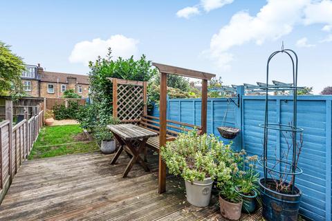 174 Mackenzie Road, Beckenham, BR3 4SF
