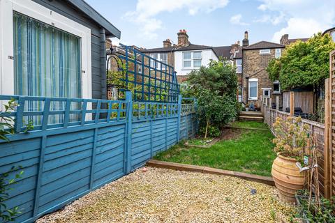 174 Mackenzie Road, Beckenham, BR3 4SF
