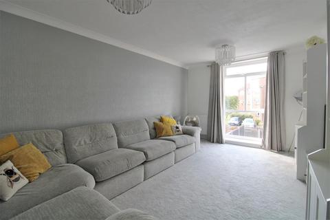 16 Mason Close, Bexleyheath, DA7 4NA