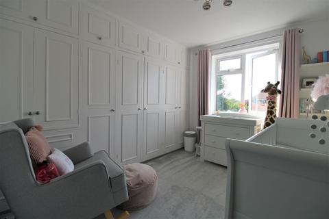 16 Mason Close, Bexleyheath, DA7 4NA