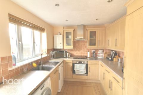 3 Azalea Road, Wick St Lawrence, Weston-super-mare, BS22 9TN