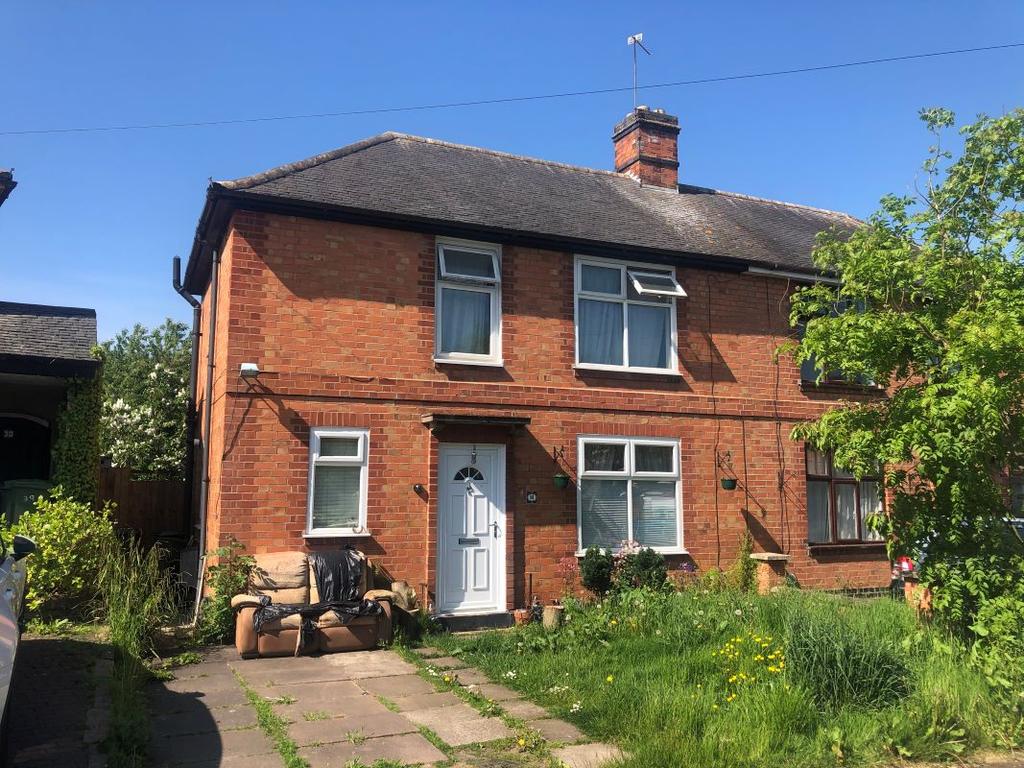 40 Waterloo Crescent, Countesthorpe, Leicestershire, LE8 5SW 2 bed semi