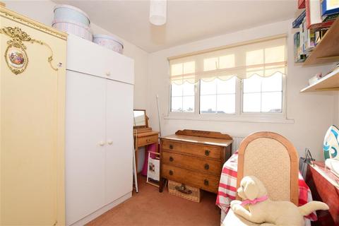 220 Alma Avenue, Hornchurch, RM12 6BH