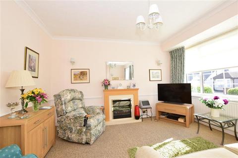 220 Alma Avenue, Hornchurch, RM12 6BH