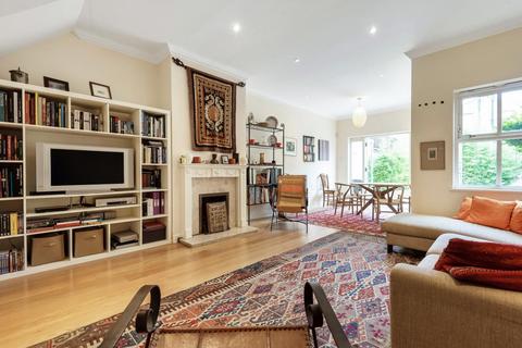 1 Gilbert Road, London, SE11 4NZ
