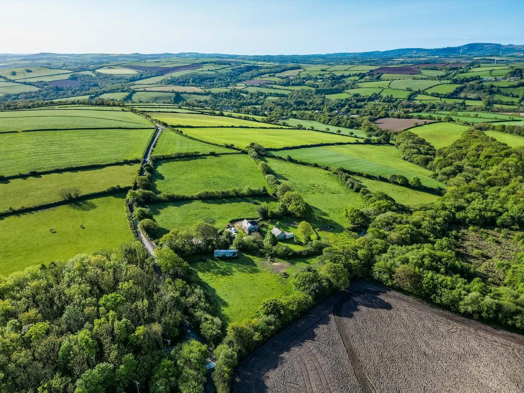 64664588711ef Gwynne Moor EXT10
