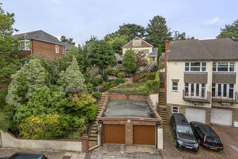 47 Highland Road, Bromley, BR1 4AA